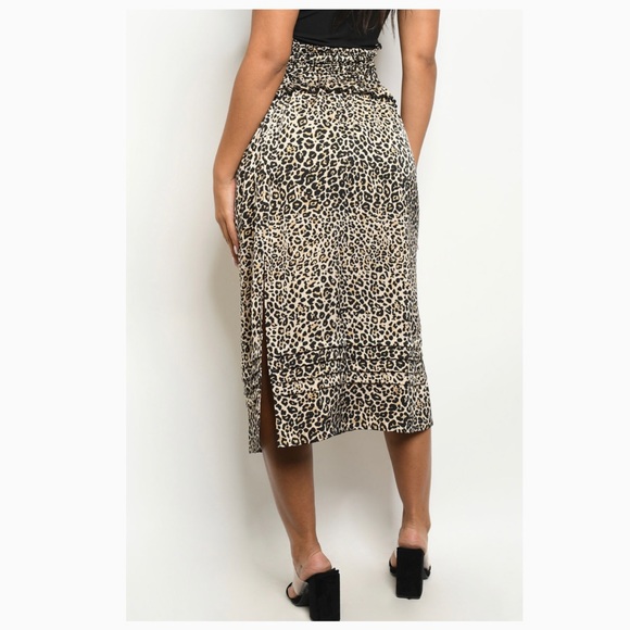 LEOPARD PRINT STRETCHY BANDED MIDI SKIRT - Picture 3 of 3